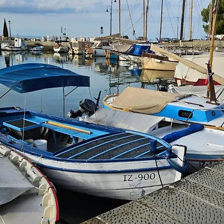 Laguna 33